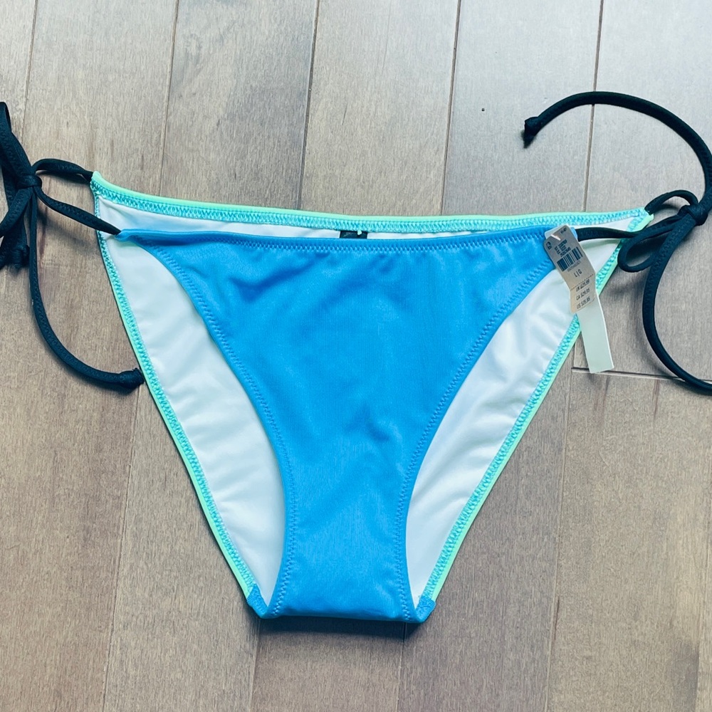NWT Victoria Secret String Bikini Bottom size Large